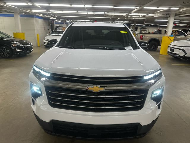 2025 Chevrolet Traverse AWD LT