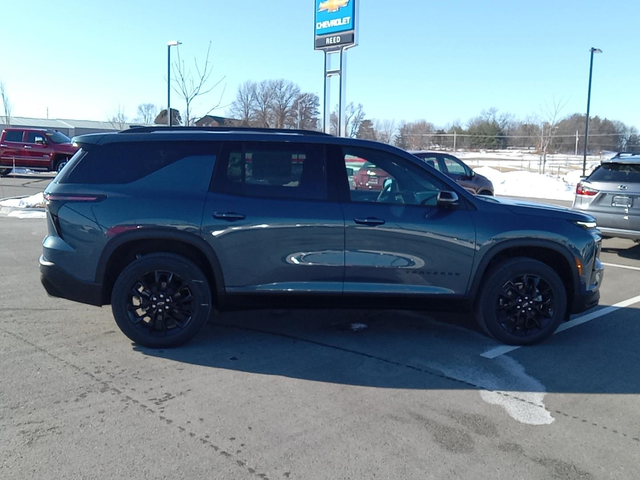 2025 Chevrolet Traverse AWD LT