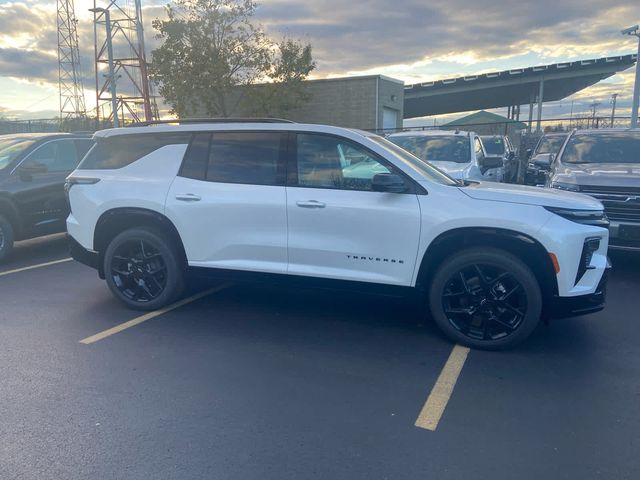 2025 Chevrolet Traverse AWD RS