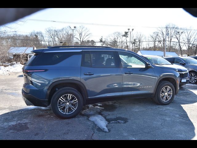 2025 Chevrolet Traverse FWD LT