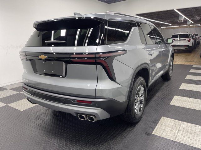 2025 Chevrolet Traverse FWD LT