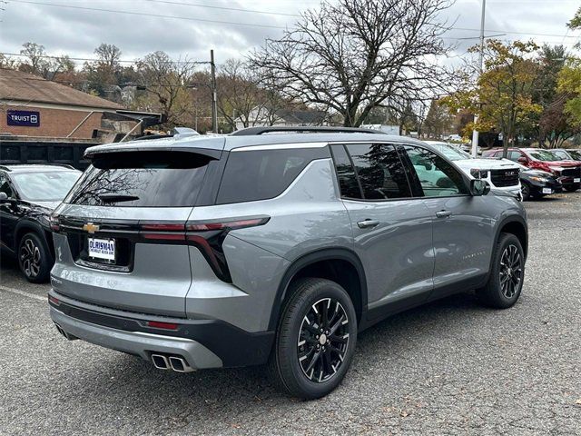 2025 Chevrolet Traverse FWD LT