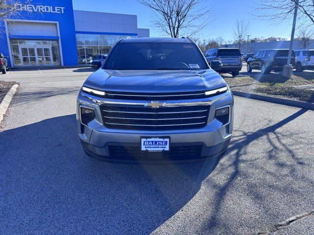 2025 Chevrolet Traverse FWD LT