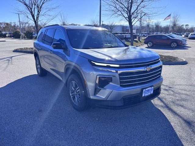 2025 Chevrolet Traverse FWD LT