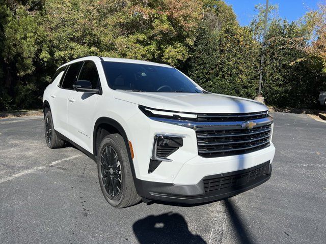 2025 Chevrolet Traverse FWD LT