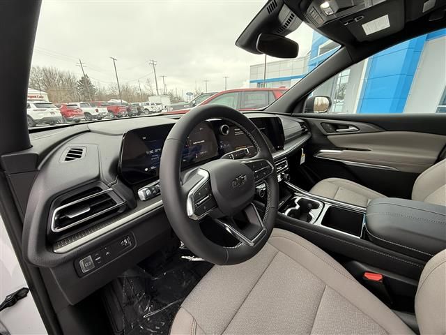 2025 Chevrolet Traverse FWD LT