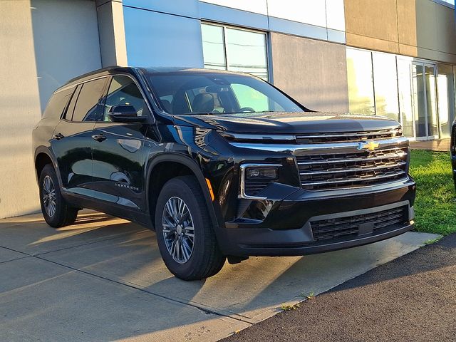2025 Chevrolet Traverse FWD LT