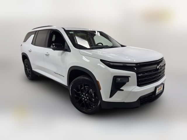 2025 Chevrolet Traverse FWD LT