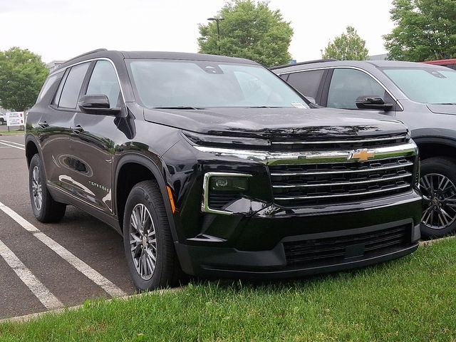 2025 Chevrolet Traverse FWD LT