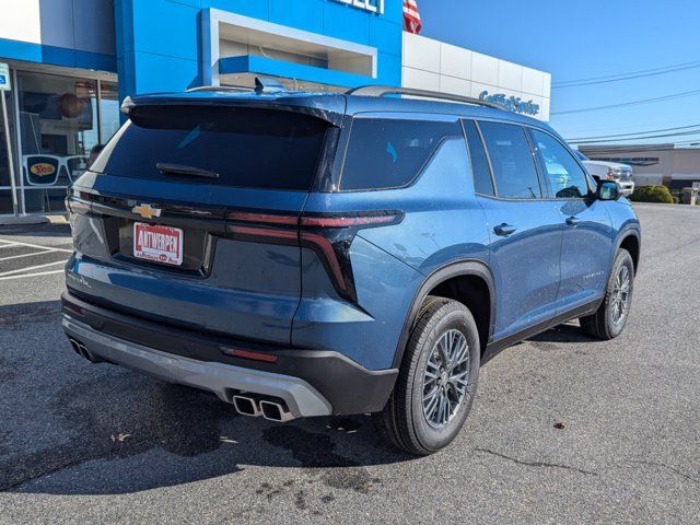 2025 Chevrolet Traverse FWD LT