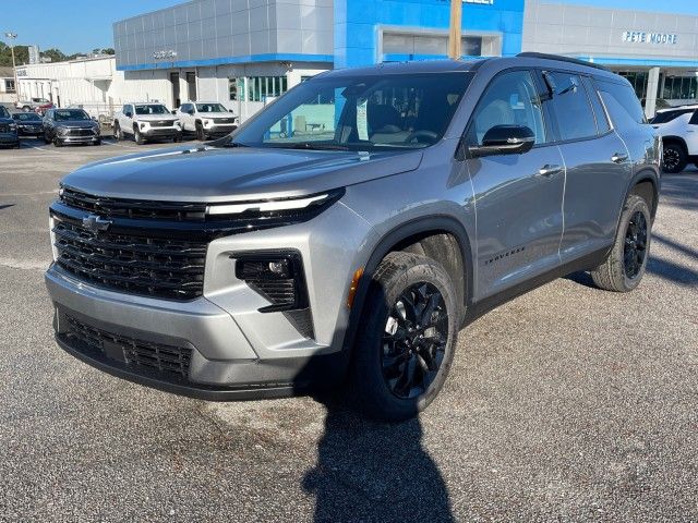 2025 Chevrolet Traverse FWD LT