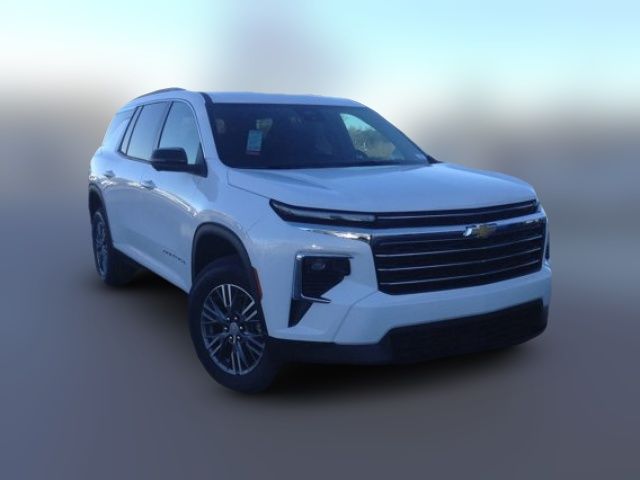 2025 Chevrolet Traverse FWD LT