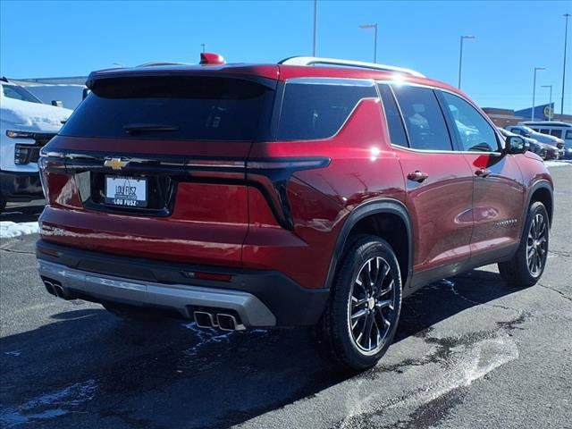 2025 Chevrolet Traverse FWD LT