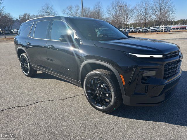 2025 Chevrolet Traverse FWD LT