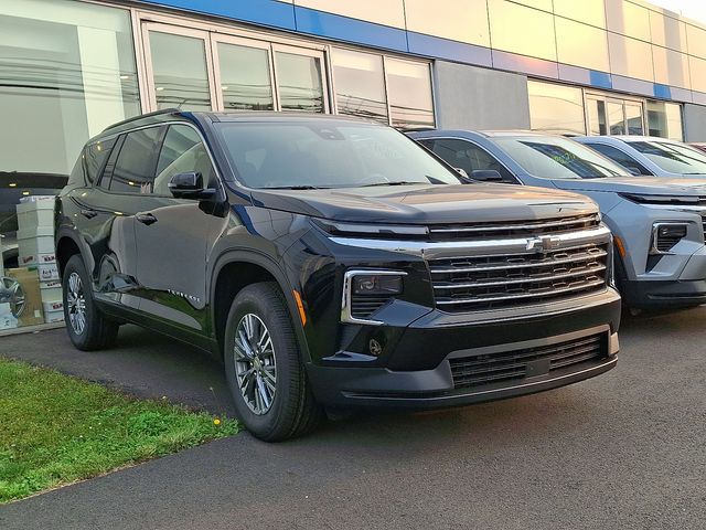 2025 Chevrolet Traverse FWD LT