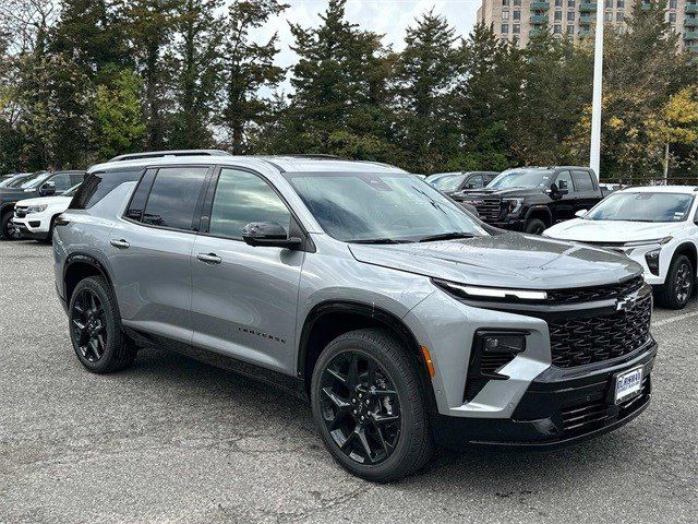 2025 Chevrolet Traverse FWD RS