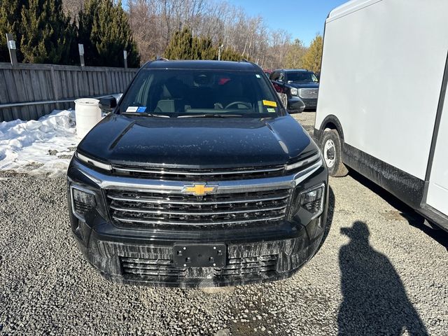 2025 Chevrolet Traverse AWD High Country