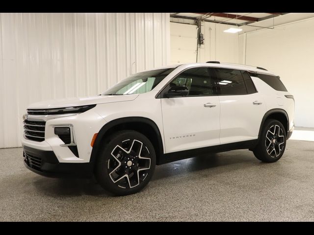 2025 Chevrolet Traverse AWD High Country