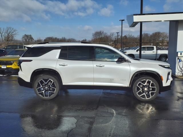 2025 Chevrolet Traverse AWD High Country