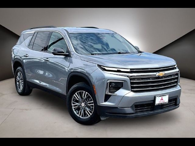 2025 Chevrolet Traverse FWD LT