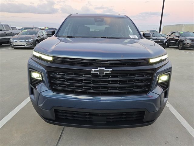 2025 Chevrolet Traverse FWD LT