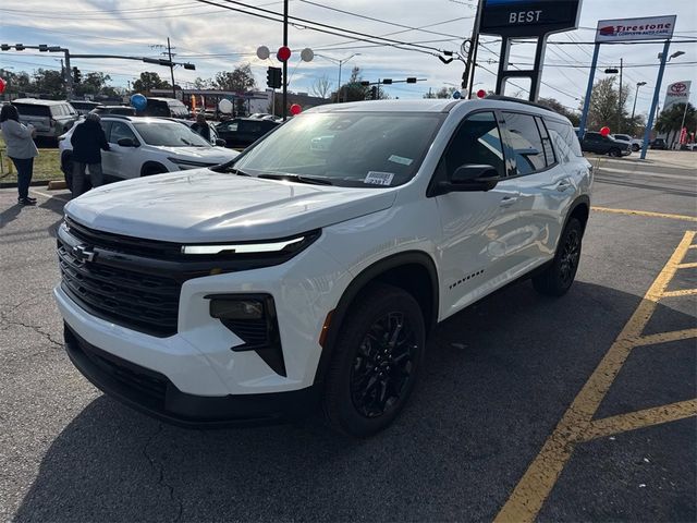 2025 Chevrolet Traverse FWD LT