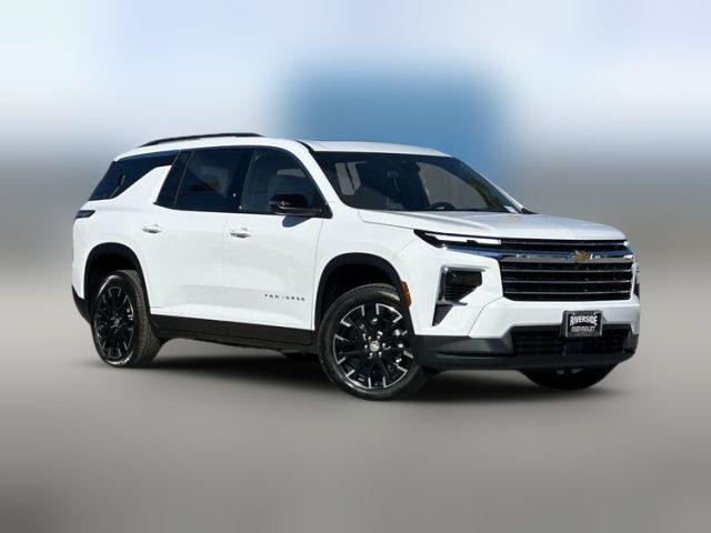 2025 Chevrolet Traverse FWD LT