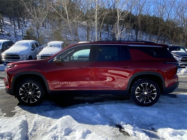 2025 Chevrolet Traverse FWD LT