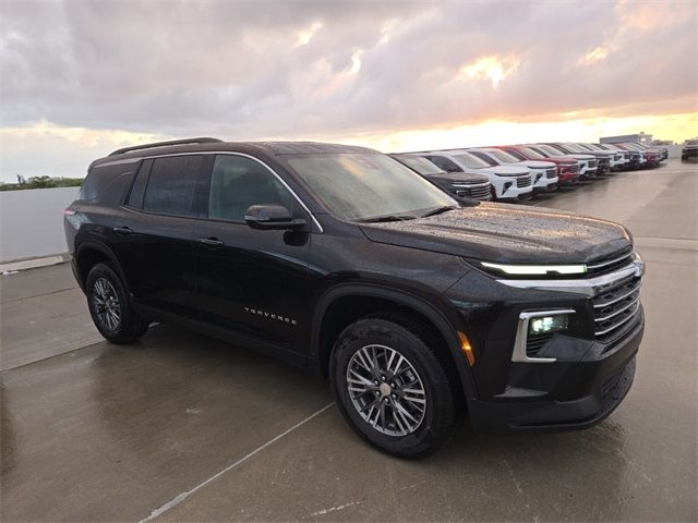 2025 Chevrolet Traverse FWD LT