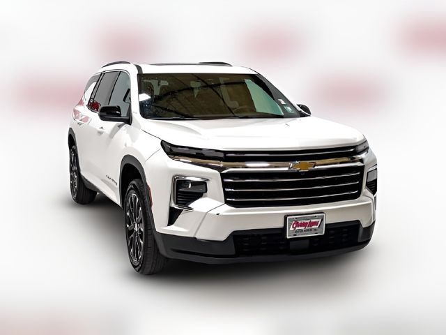 2025 Chevrolet Traverse FWD LT