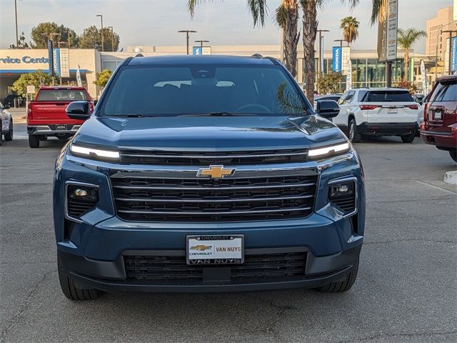 2025 Chevrolet Traverse FWD LT