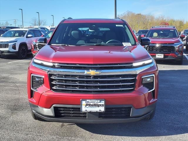 2025 Chevrolet Traverse FWD LT