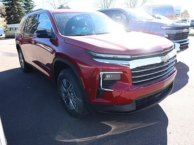 2025 Chevrolet Traverse FWD LT