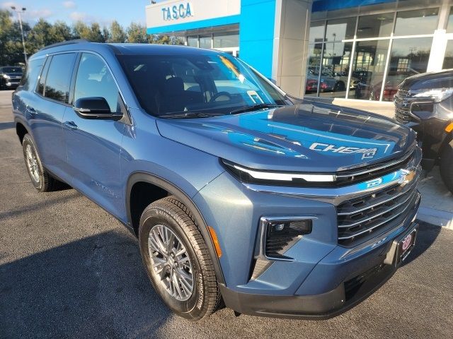 2025 Chevrolet Traverse FWD LT