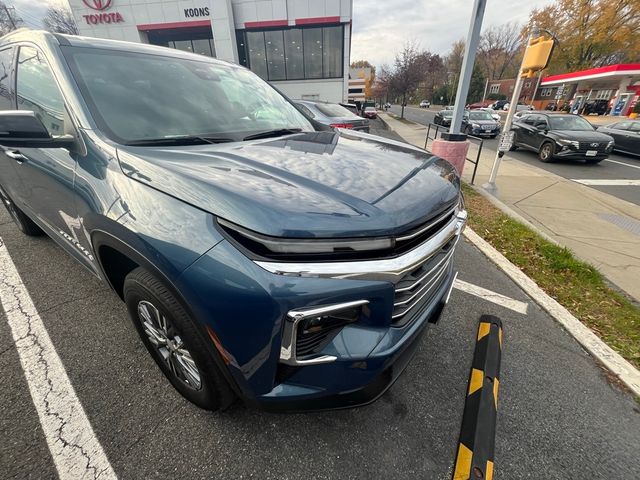 2025 Chevrolet Traverse FWD LT