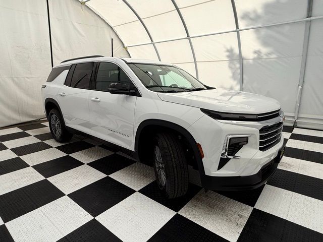 2025 Chevrolet Traverse FWD LT