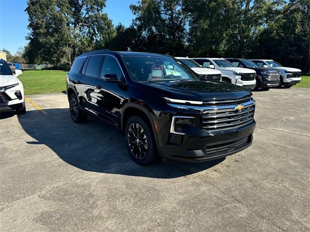 2025 Chevrolet Traverse FWD LT