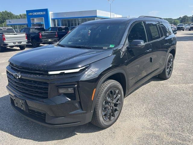 2025 Chevrolet Traverse FWD LT