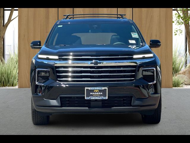 2025 Chevrolet Traverse FWD LT