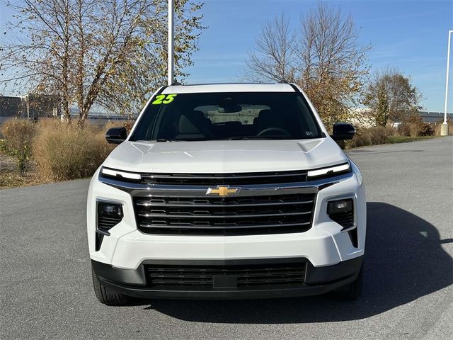 2025 Chevrolet Traverse FWD LT