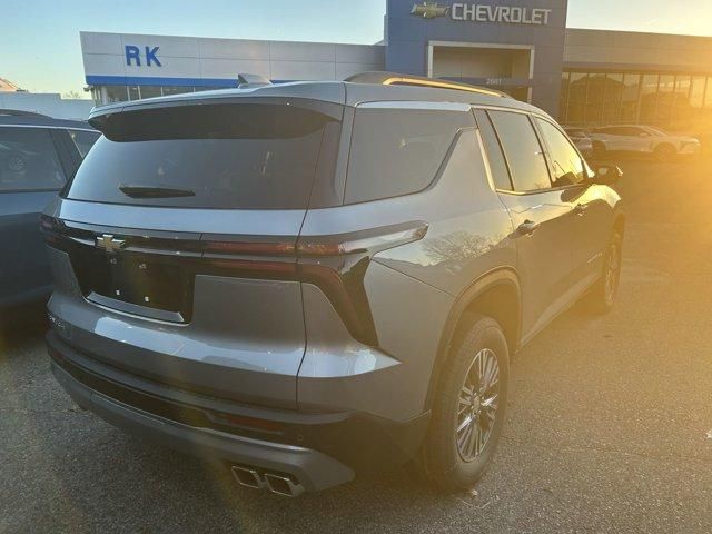 2025 Chevrolet Traverse FWD LT