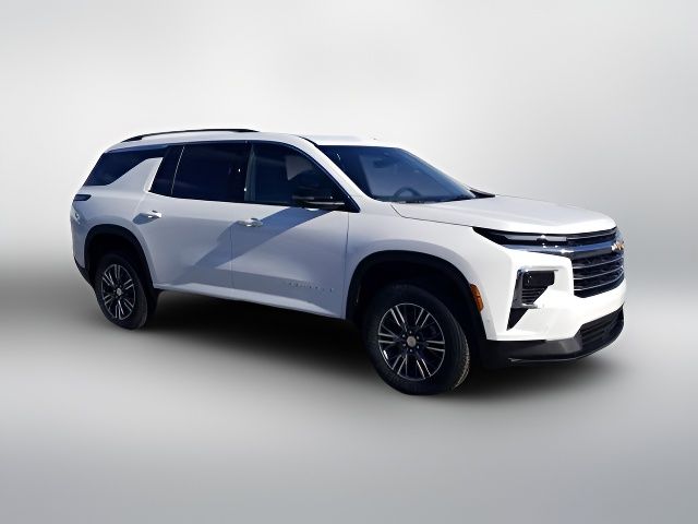 2025 Chevrolet Traverse FWD LT