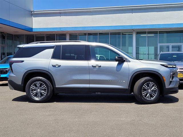 2025 Chevrolet Traverse FWD LT