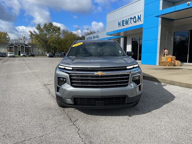 2025 Chevrolet Traverse FWD LT