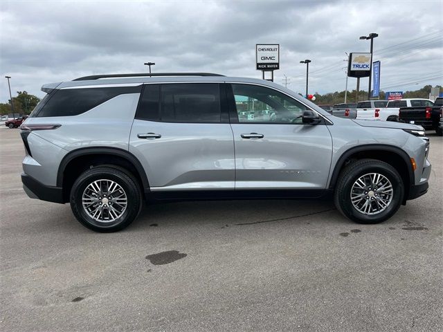 2025 Chevrolet Traverse FWD LT