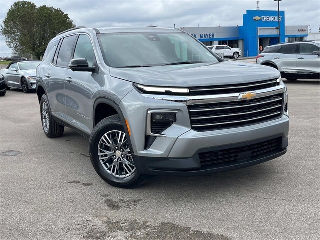 2025 Chevrolet Traverse FWD LT