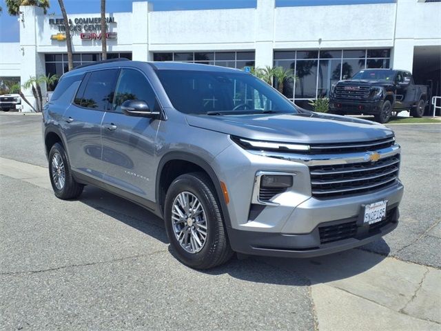 2025 Chevrolet Traverse FWD LT