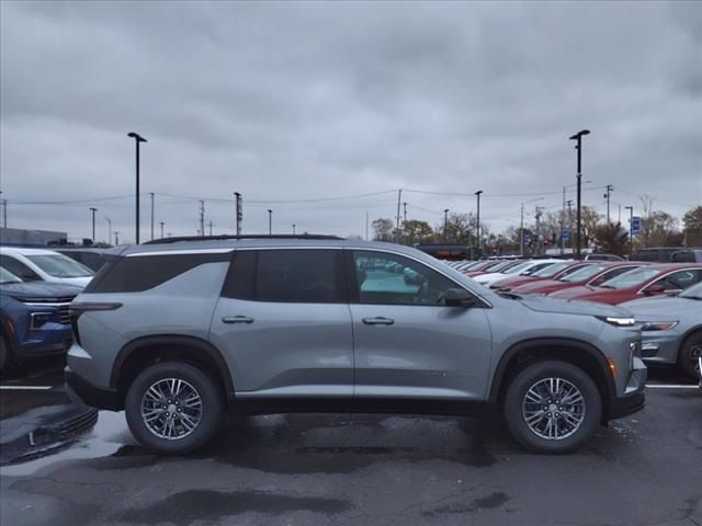 2025 Chevrolet Traverse FWD LT