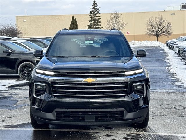 2025 Chevrolet Traverse FWD LT