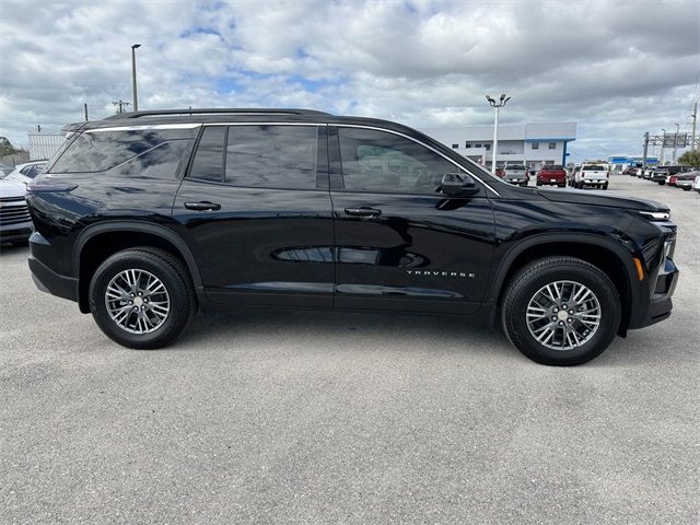 2025 Chevrolet Traverse FWD LT